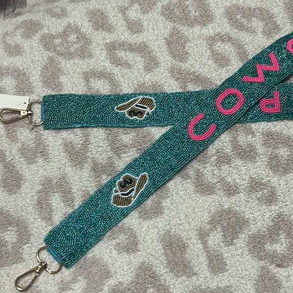 NWT beaded cowgirl purse strap - Picture 2 of 6